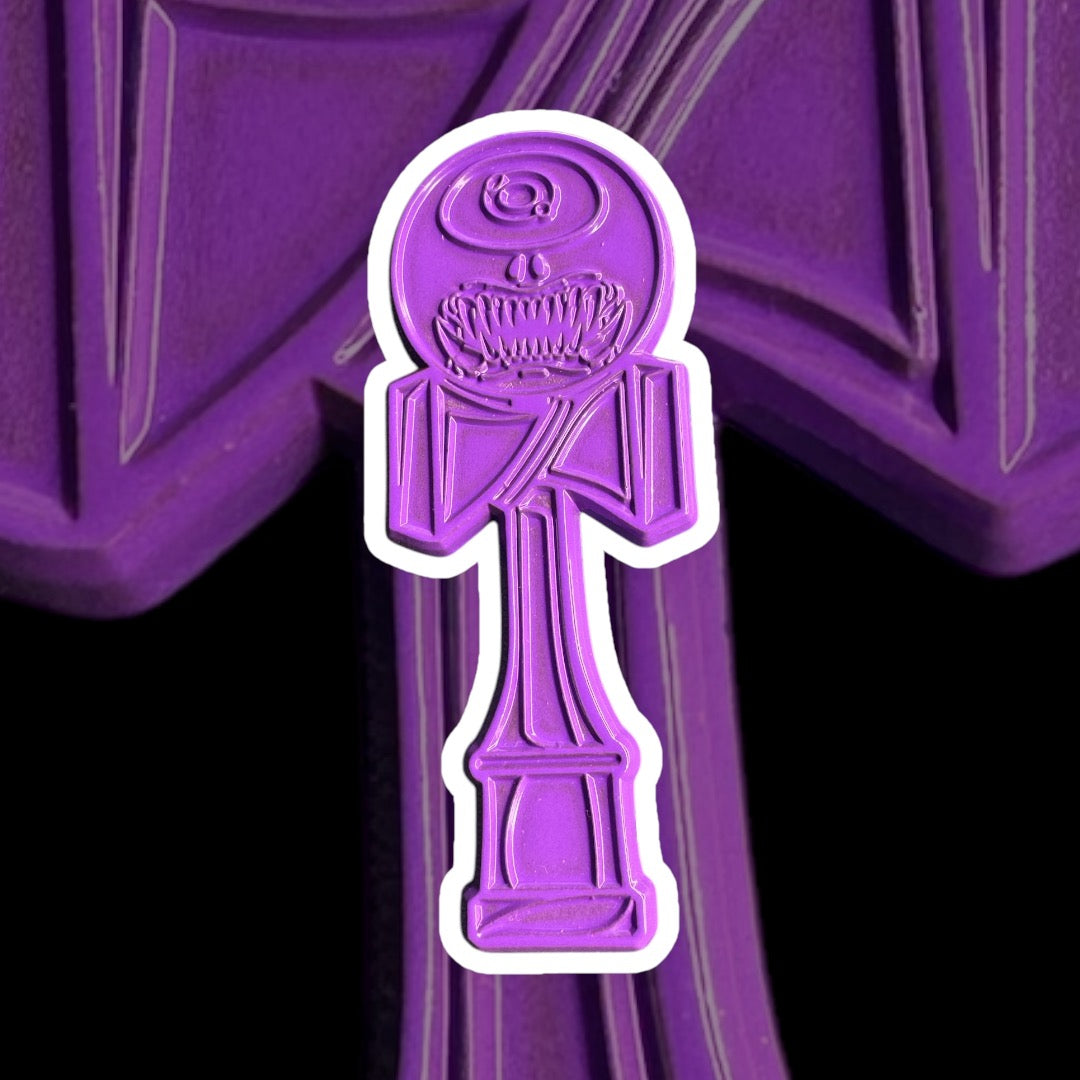 "Cyclops Dama" Hat Pin