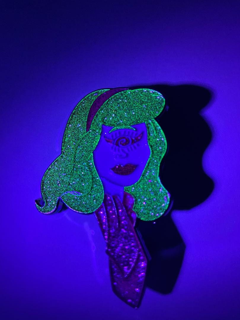 "DaphTronics" Hat Pin